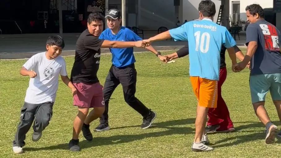 Cómo el deporte abrió puertas para el liderazgo y la esperanza